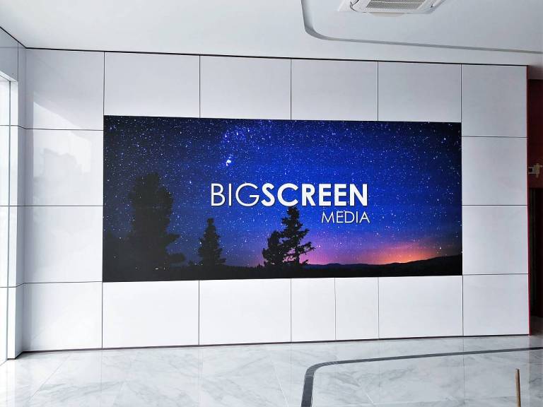 Led digital clearance display