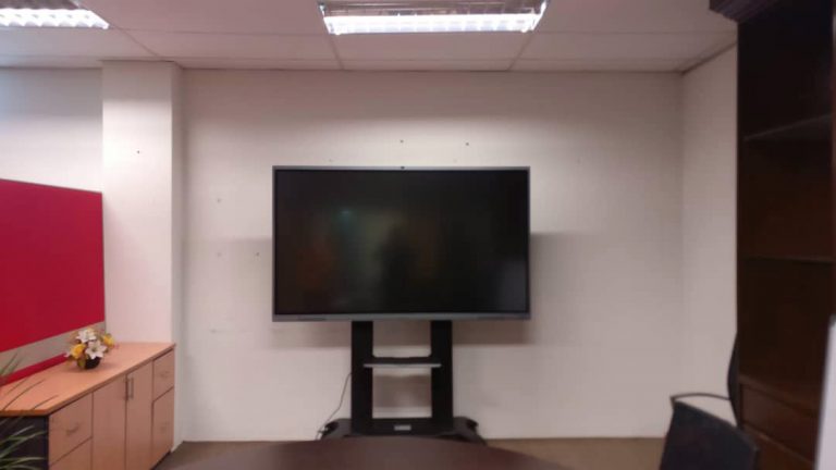 VEXO Smart Interactive Panel