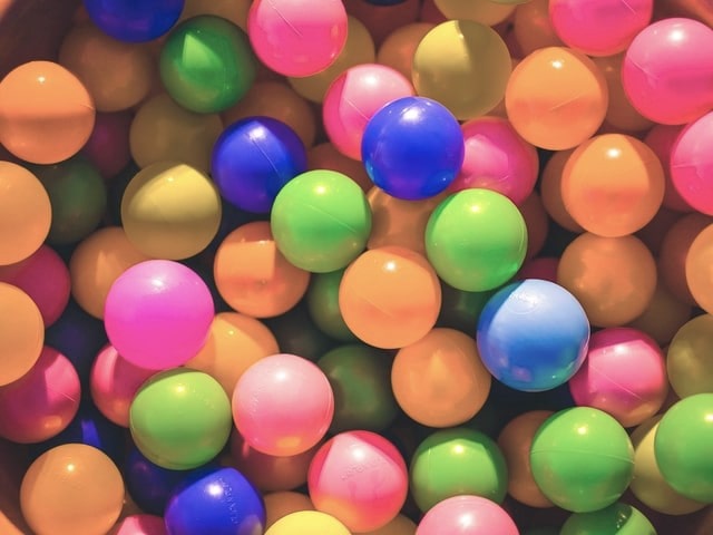 Without wide color gamut