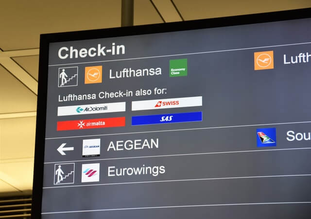 Digital Signage Arrival Board