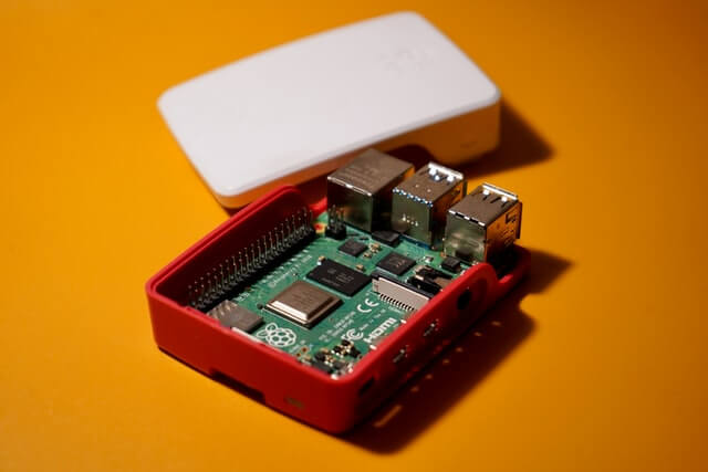 Raspberry PI 4 with Case