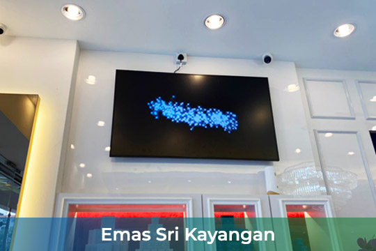 Samsung QMR Digital Signage at Emas Sri Kayangan store