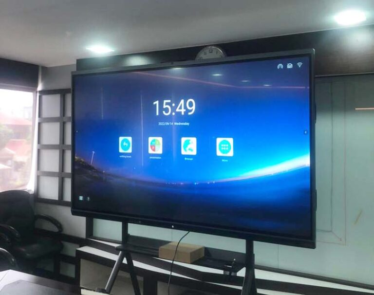 VEXO Interactive Smartboard at PEJUTA