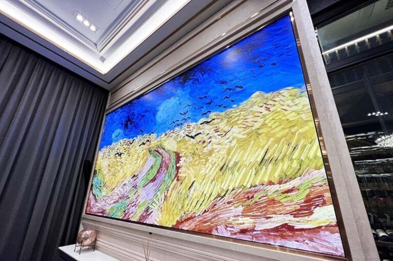 Samsung The Wall IW012J at Private Residence