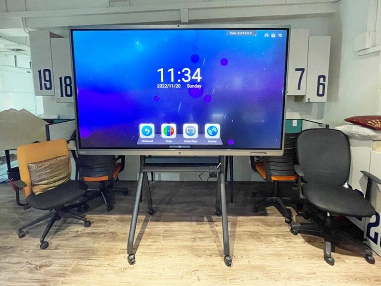 Smartboard V7X at 10Infinity