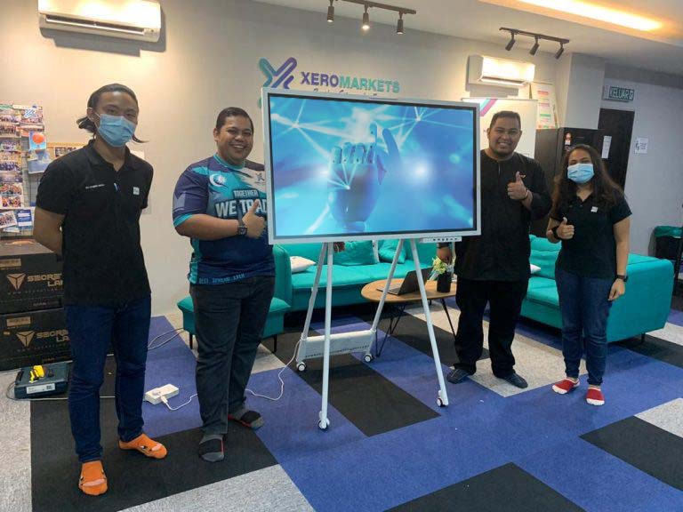 Samsung Flip 2 at Xero Markets