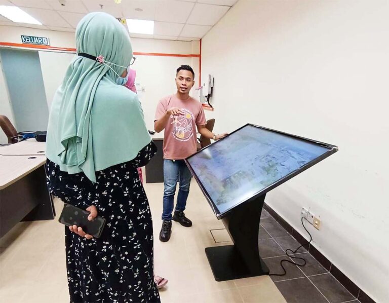 Interactive Kiosk at UTHM