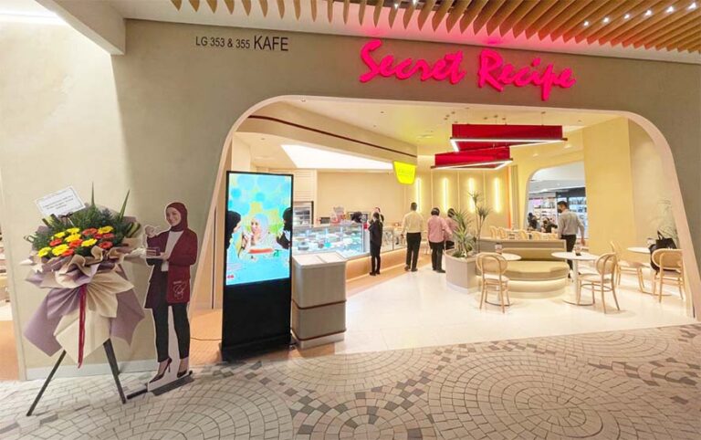 Digital Standee at Secret Recipe One Utama