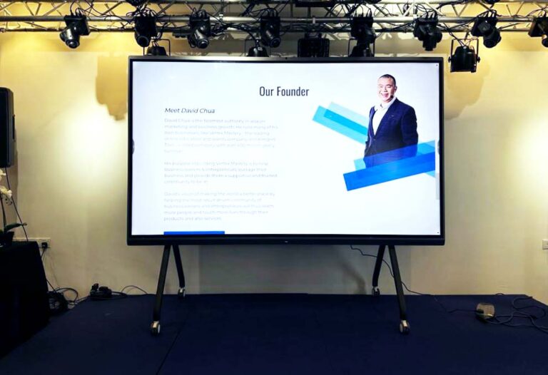 Ultra large Smartboard at Vertex Mastery