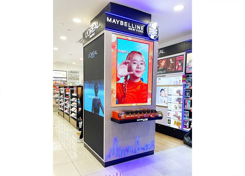 Maybelline Guardian Sunway Pyramid | P2 LED Screen | Pillar Advertising