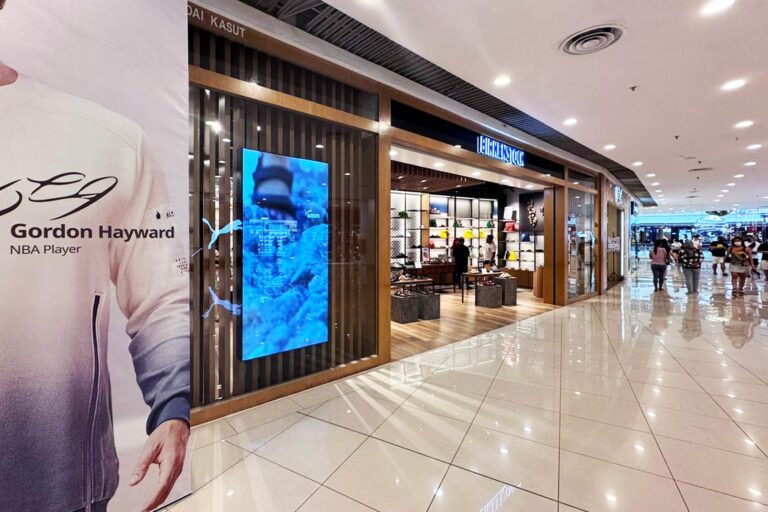 Indoor LED Screen at Birkenstock Queensbay Mall
