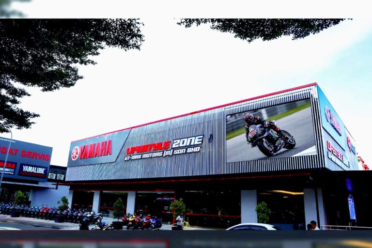 Outdoor LED Screen at GT-Max Motors Shah Alam