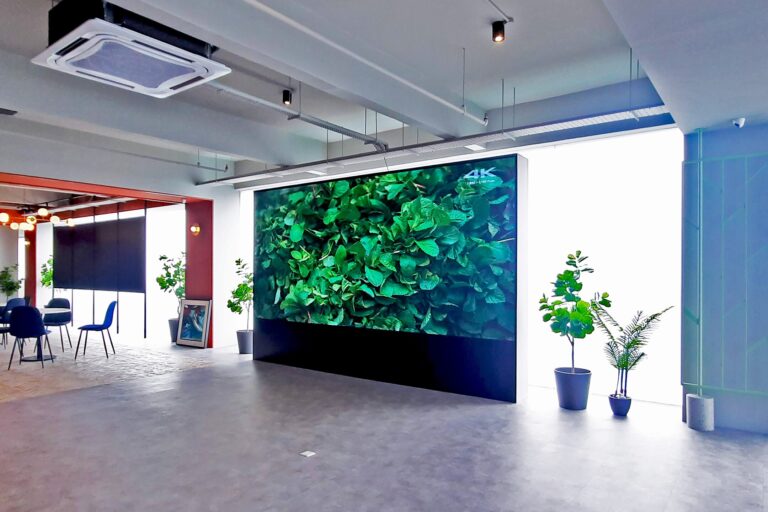 Indoor LED Screen at UEM Sunrises CTC Sales Gallery