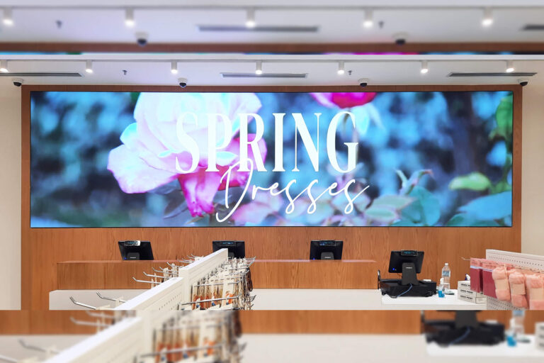 Indoor LED Screen at Forever 21 Lalaport
