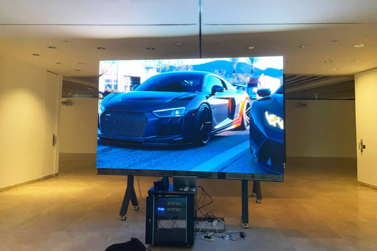 Indoor LED Screen at PETRONAS Art Gallery