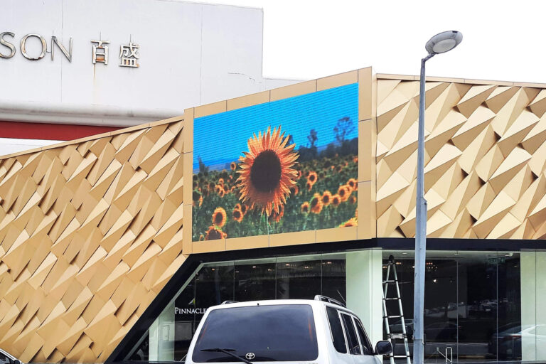 Outdoor LED Screen at Pinnacle Subang Jaya Sales Gallery