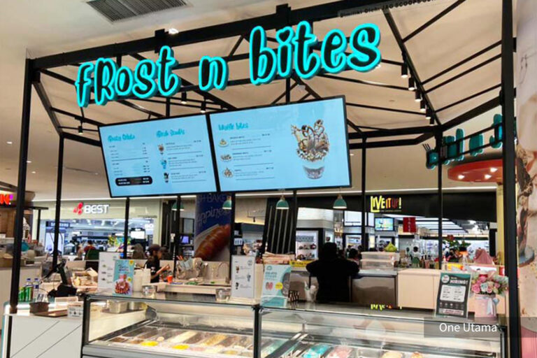 VEXO Digital Signage at Frost n Bites One Utama