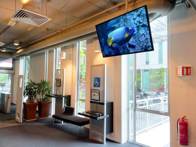 VEXO Digital Signage at Taylor's university
