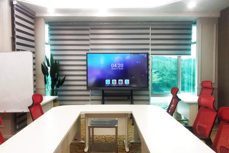 VEXO Smart Interactive Panel at Yayasan Al-hijrah