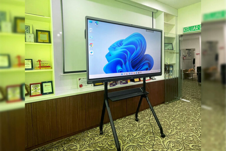 VEXO Smart Interactive Panel at UMK Bachok Kelantan