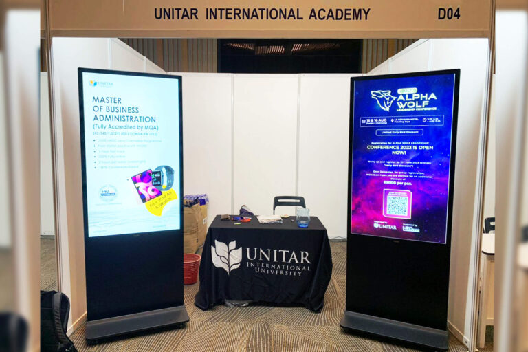 VEXO Digital Kiosk / Standee at UNITAR University