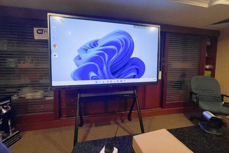 VEXO Smart Interactive Panel at EUPE Kemajuan Sdn Bhd
