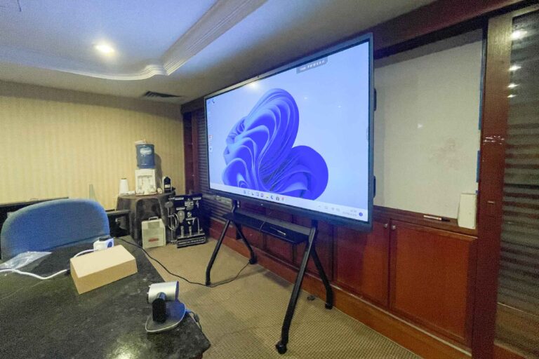 VEXO Smart Interactive Panel at EUPE Kemajuan Sdn Bhd