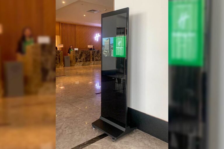 VEXO Digital Kiosk / Standee at Holiday Inn Sepang