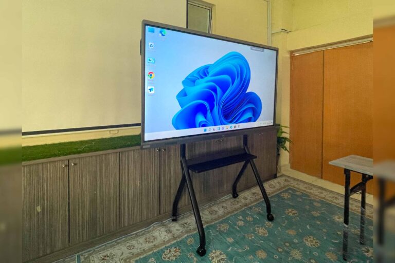 VEXO Smart Interactive Panel at Masjid Alam Impian