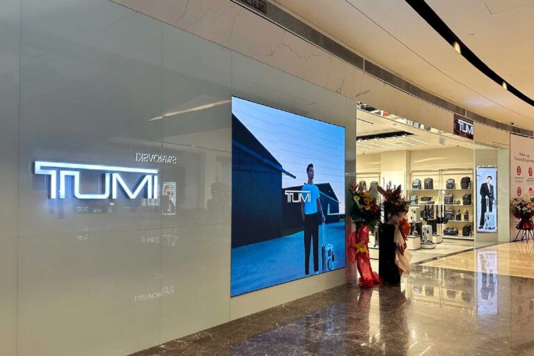 Indoor LED Screen at TUMI, Pavilion Damansara Heights