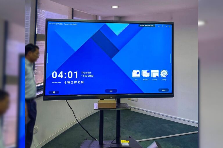 VEXO Smart Interactive Panel at Duta Marine Sdn Bhd
