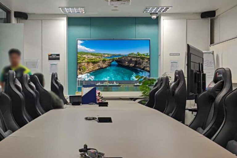 VEXO Smart Interactive Panel at Petronas Sungai Udang