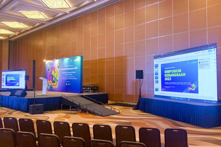 Event / Rental LED Screen at Program Duta Guru National Symposium 2023, Movenpick Hotel And Convention Centre KLIA