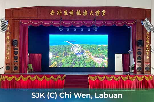 Indoor LED Screen at SJK (C) Chi Wen, Labuan