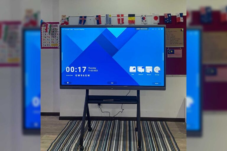 VEXO Smart Interactive Panel at Universiti Poly-Tech Malaysia (UPTM)