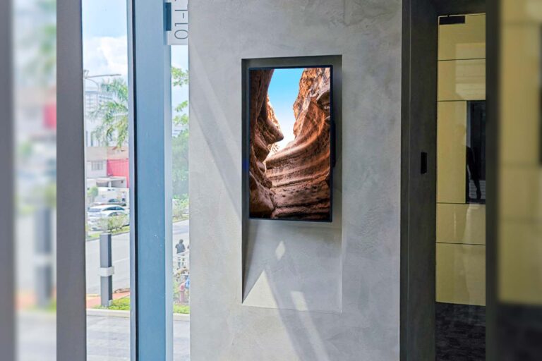 VEXO Digital Kiosk / Smart Digital Signage at V Circle, Symphony Tower