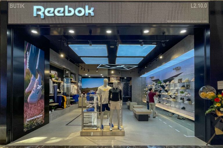 Indoor LED Screen at Reebok, The Exchange TRX