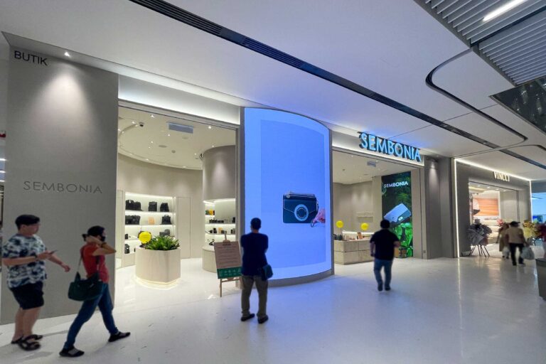 Flexible LED Screen at Sembonia, The Exchange TRX