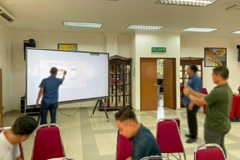 VEXO Smart Interactive Panel at Institut Kemajuan Pekebun Kecil Kota Bharu