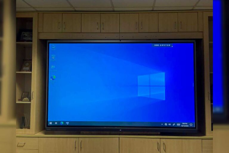 VEXO Smart Interactive Panel at Jabatan Perkhidmatan Veterinar
