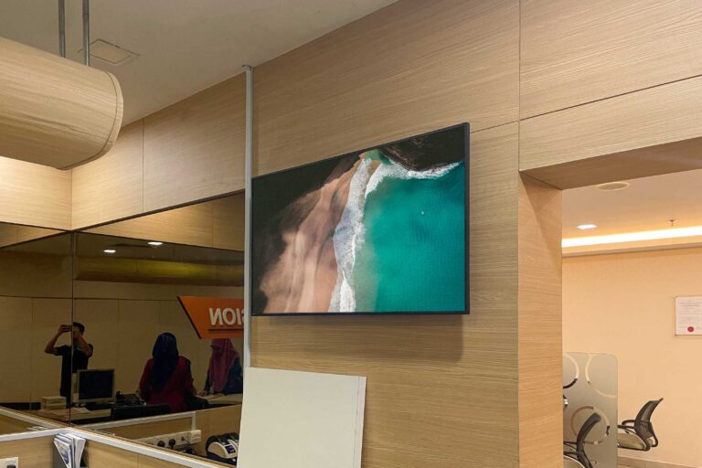VEXO Digital Kiosk / Smart Digital Signage at KPJ Klang Specialist Hospital