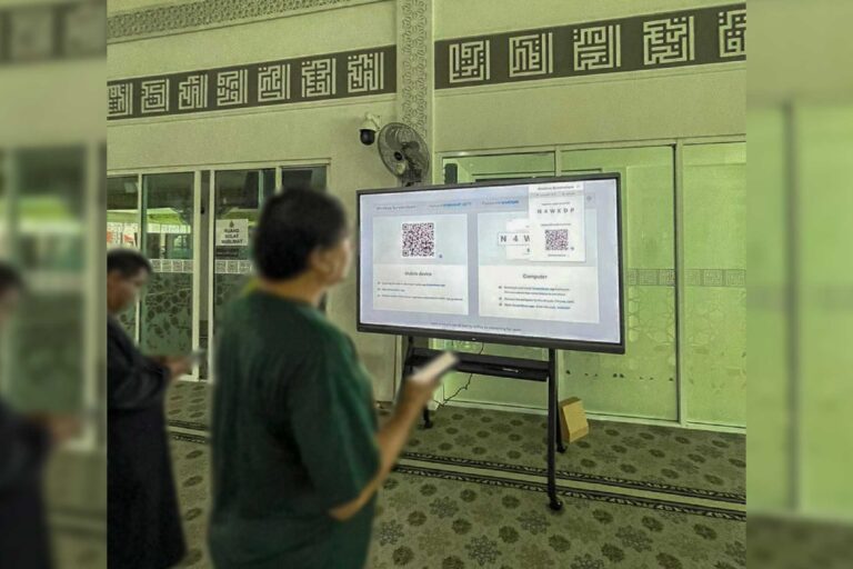 VEXO Smart Interactive Panel at Masjid Al-I'tisam, Shah Alam