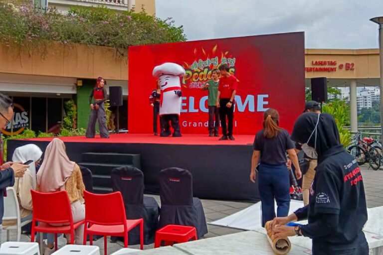 Event / Rental LED Screen at MyeonDong Topokki PEDASSS Chick-Yun Challenge, Sunway Pyramid