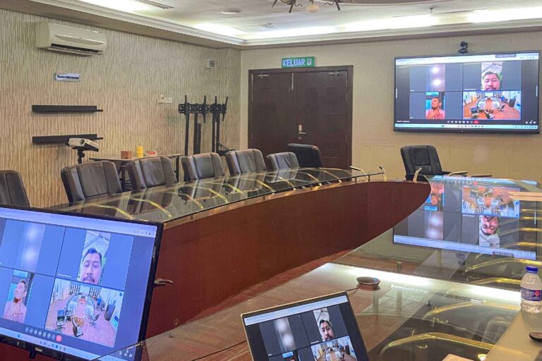 VEXO Smart Interactive Panel at TNB Research Sdn Bhd Boardroom