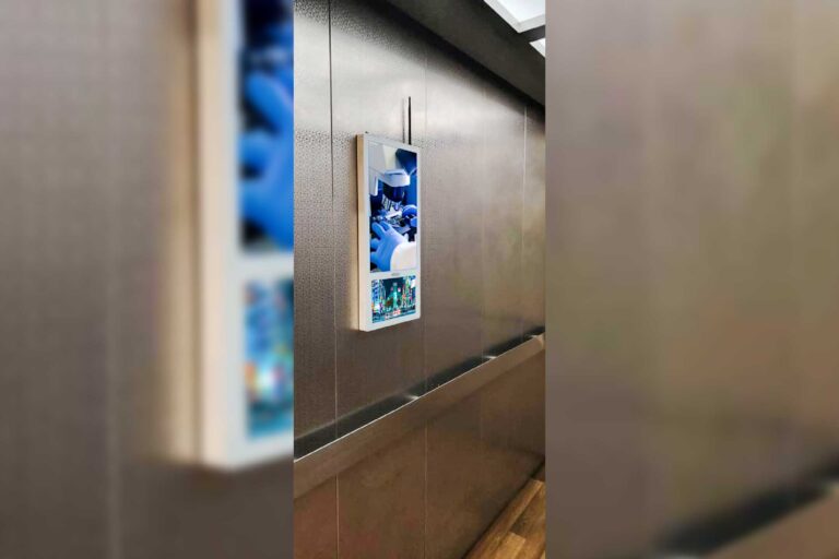 VEXO Dual Screen Lift Signage at KPJ Johor Specialist Hospital