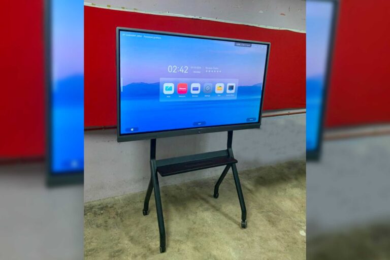 VEXO Smart Interactive Panel at Maktab Rendah Sains MARA Taiping