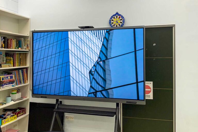 VEXO Smart Interactive Panel at Universiti Kebangsaan Malaysia
