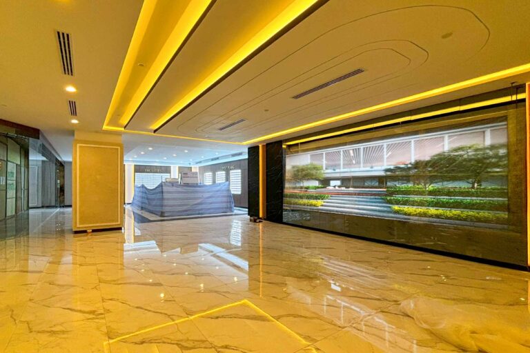Indoor LED Screen at Lot 2000, Berjaya Times Square