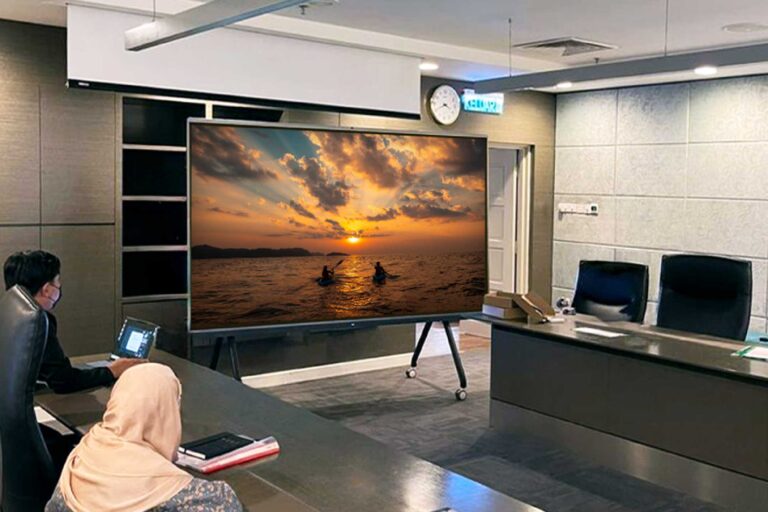 VEXO Smart Interactive Panel at KPJ Seremban Specialist Hospital