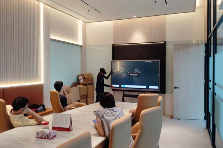 VEXO Smart Interactive Panel at Nutra Lipids (M) Sdn Bhd